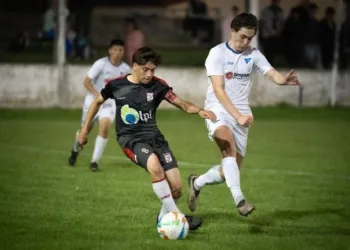 El talento de Vedia que lideró a Junín campeón, Faustino López