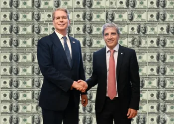 Pese a un nuevo apoyo de Scott Bessent, el dólar subió $45 y cerró a $1.475