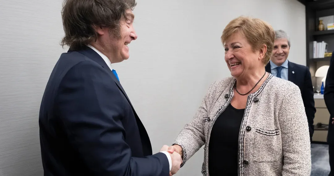 El FMI pidió al Gobierno acumular reservas y buscar un “amplio apoyo político” para avanzar en reformas