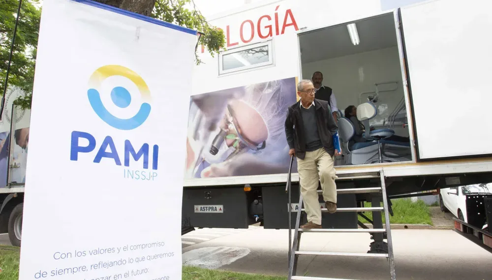 Habilitan una herramienta que permite a jubilados de PAMI resolver reclamos médicos