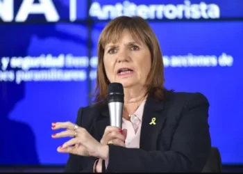 Patricia Bullrich anunció el Plan Paraná para el control de la hidrovía