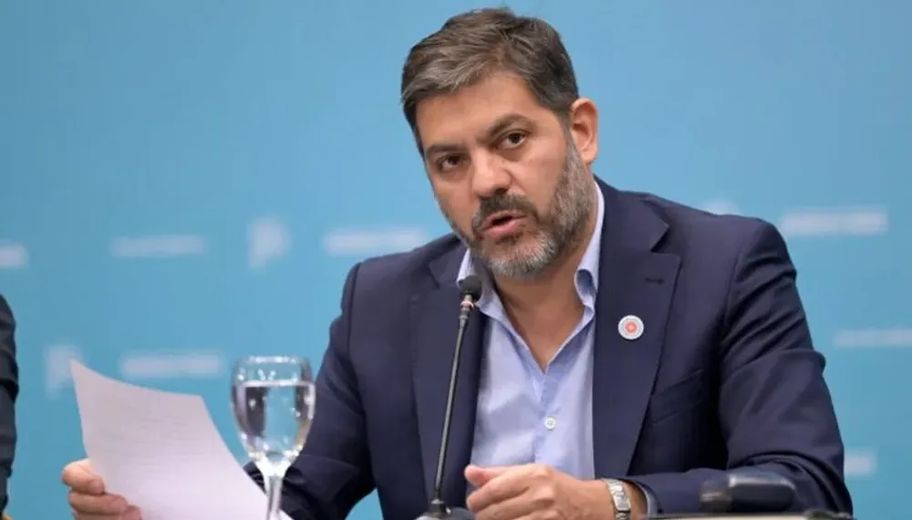 Bianco criticó la intervención de EE.UU. y dijo que la economía se sostiene «con pulmotores»