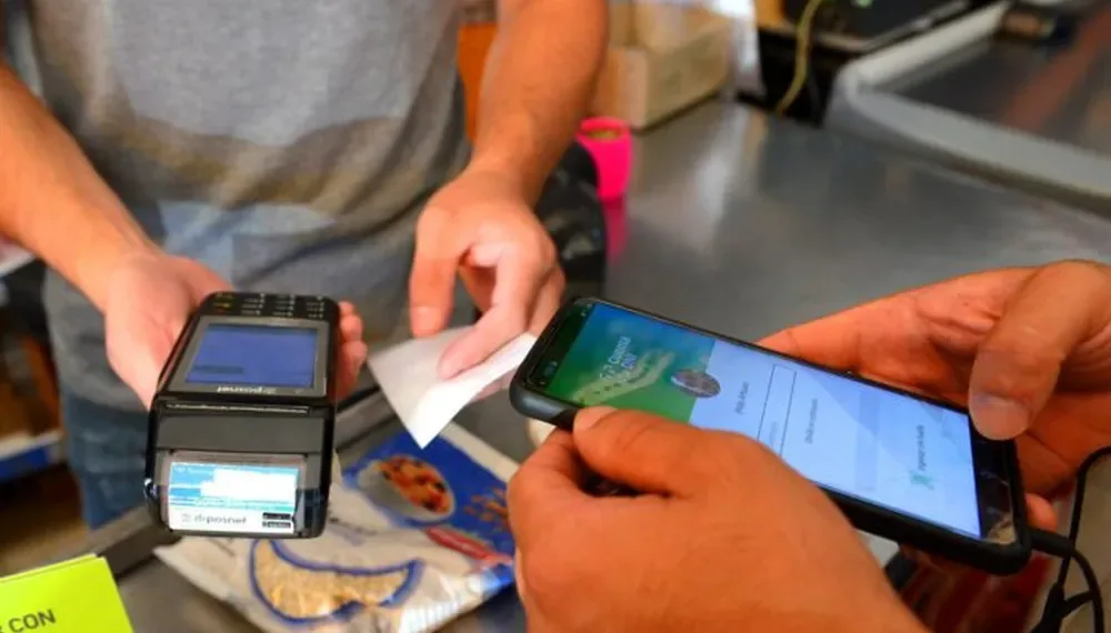 Cuenta DNI: los beneficios de octubre y los descuentos por el Día de la Madre