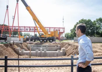 Julio Miguenz reconoció a los que lucharon para reactivar las obras del Viaducto