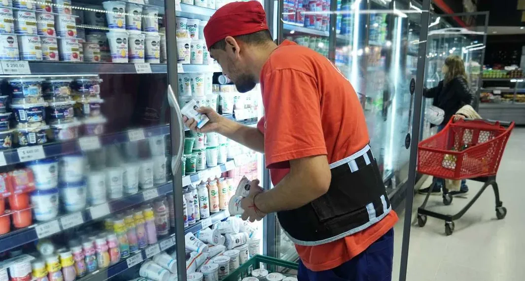 Los alimentos acumulan una suba de 3% en octubre