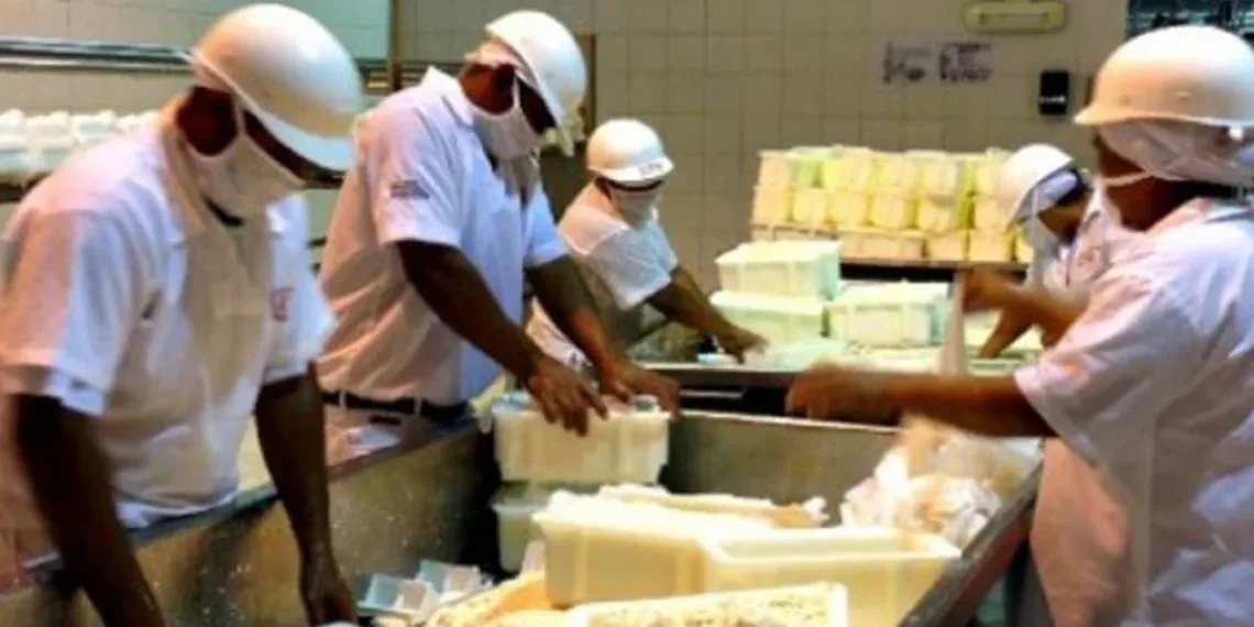 Gremios Alimenticios rechazaron la «precarización laboral» como modelo de competitividad