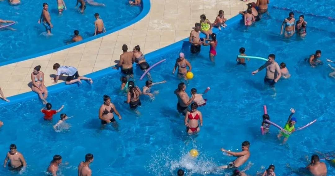 ATSA Junín abre la temporada 2025-2026 de pileta con propuestas para toda la familia