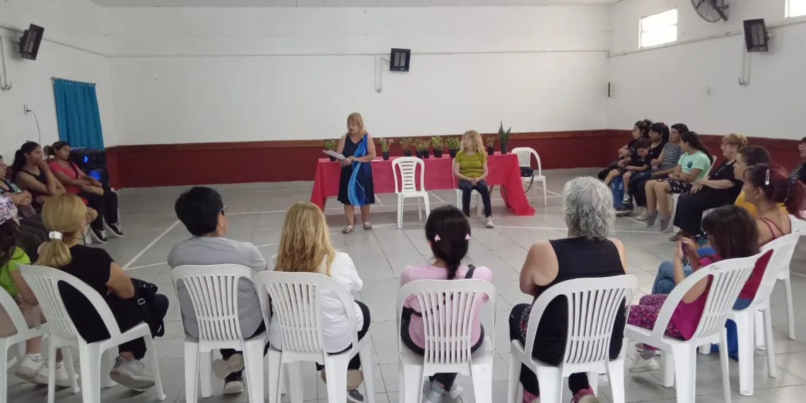 Cine en mi Barrio llegó al Municipal con una emotiva edición especial por el Día de la Madre