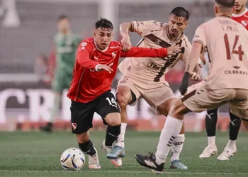 Independiente goleó a Platense y ganó por primera vez en el torneo