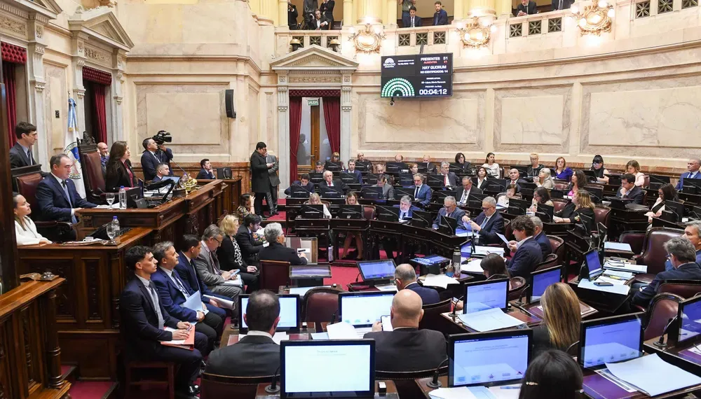 Senado: LLA casi triplica sus bancas y el PJ quebró su piso histórico