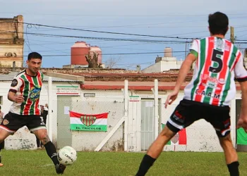 Ambos Mundos hizo los deberes y sigue cerca del líder Moreno