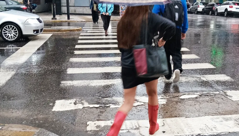 Fin de semana con tormentas y descenso de temperaturas en toda la provincia