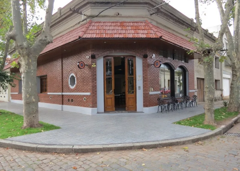 Clase de yoga abierta por los 102 años de Pueblo Nuevo