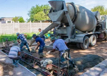 Petrecca: «Nosotros hacemos más obras y otros municipios no pueden pagar aguinaldos»