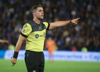 Se confirmaron los árbitros para los 4tos de final