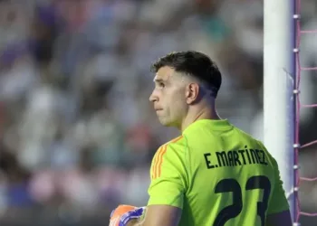 Dibu Martínez no será convocado a la última gira de la Selección Argentina