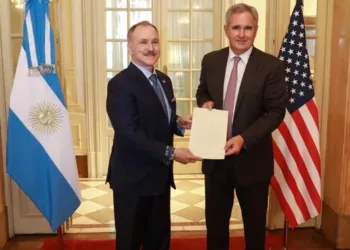 Lamelas entregó las cartas credenciales y ya es el embajador de EEUU en Argentina