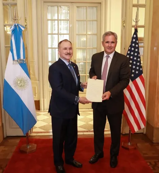Lamelas entregó las cartas credenciales y ya es el embajador de EEUU en Argentina