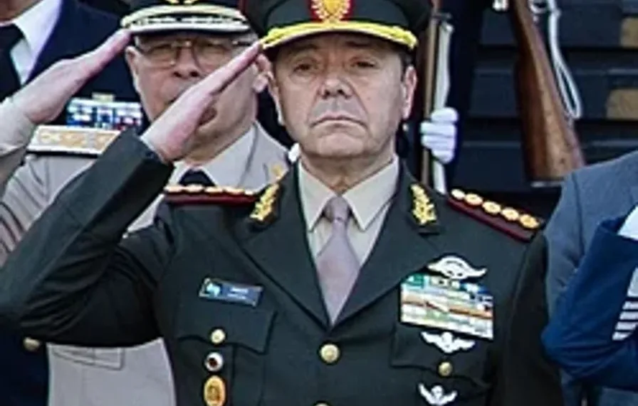 Presti: las FF.AA. deben estar a la altura del “nuevo rol protagónico” del país