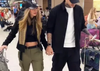 Mauro Icardi y la China Suárez volvieron solos a Turquía