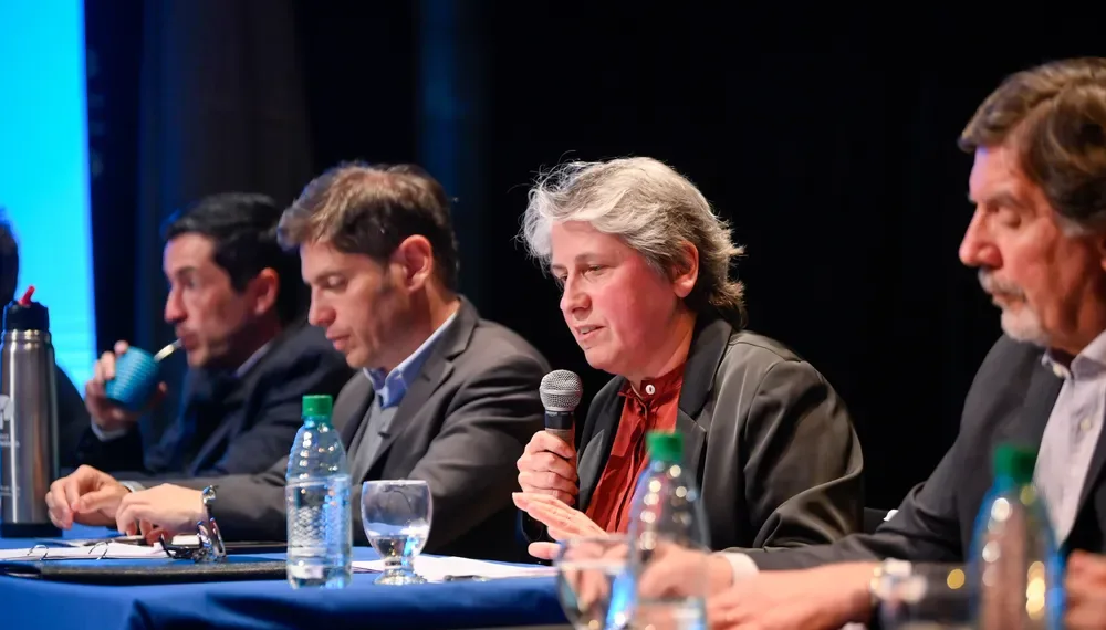Sileoni deja Educación y asume Flavia Terigi, rectora de una universidad pública