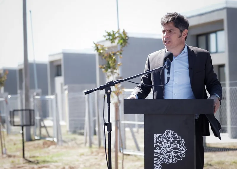 Kicillof entregó viviendas en Saladillo