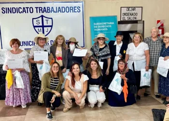 Se realizará la entrega de certificados y muestra de producciones del Programa “Mayores con Derechos”