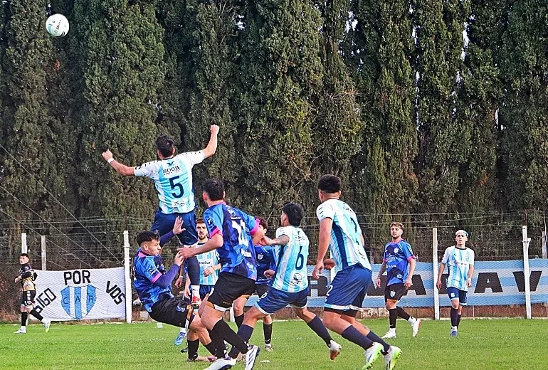 Rivadavia de Junín y Villa Belgrano juegan el clásico