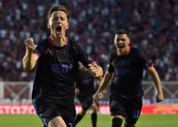 San Lorenzo y Central Córdoba, por un lugar en Cuartos