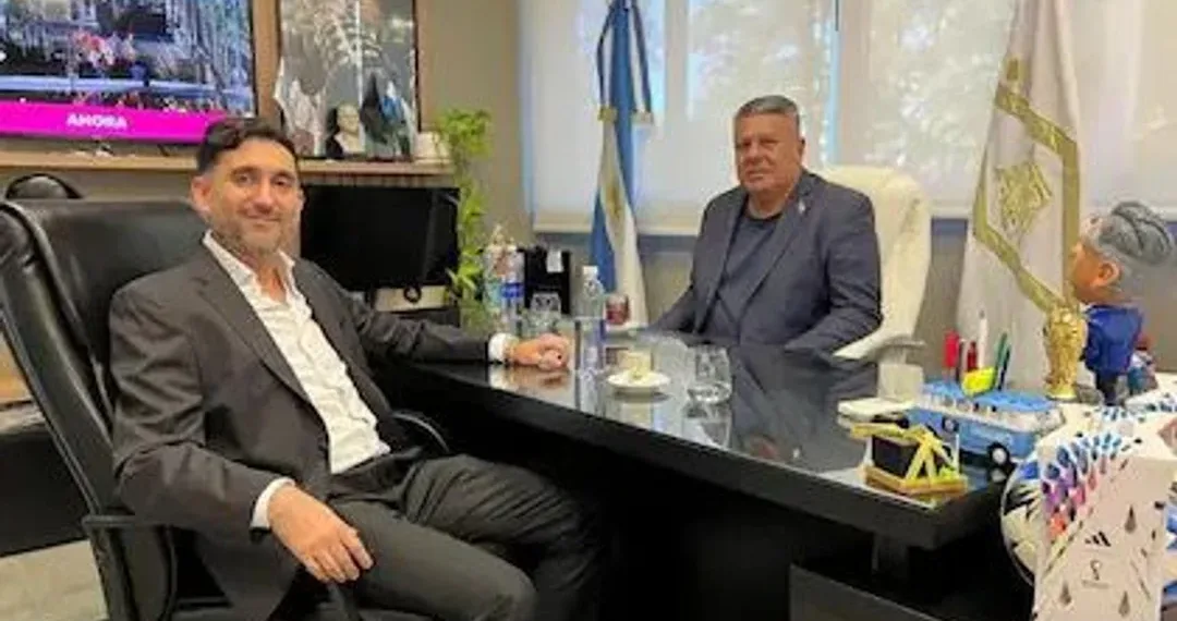 Entre el PDF y la financiera, Chiqui Tapia ante sus días más complicados en AFA