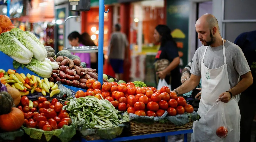 Las verduras y las frutas es como si no hubieran existido para la inflación de octubre