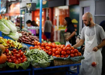 Las verduras y las frutas es como si no hubieran existido para la inflación de octubre