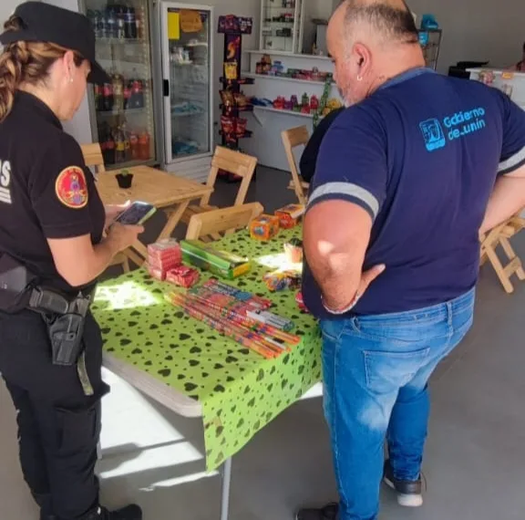 Operativos de control con secuestro de pirotecnia