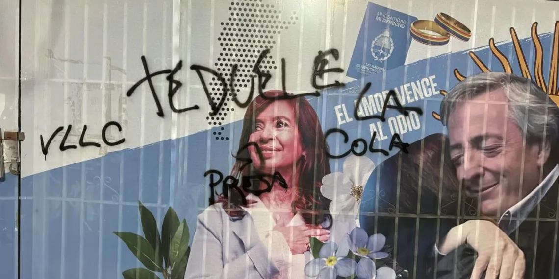 Repudio ante las pintadas de odio que sufrió la Unidad Básica de “La Cámpora” Junín