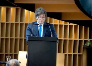 Mensajes de navidad: Milei anunció más ajuste y pidió «abrocharse los cinturones»