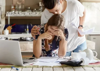 El 72% de los empleados argentinos  cobra menos de un millón de pesos