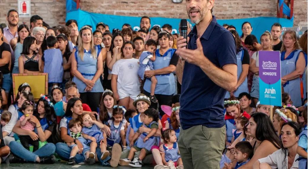 Acto de cierre de año de los Jardines Maternales Municipales