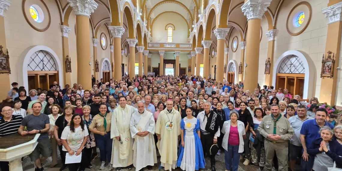 Se realizó la caminata desde la Laguna a San Ignacio por el Día de la Virgen