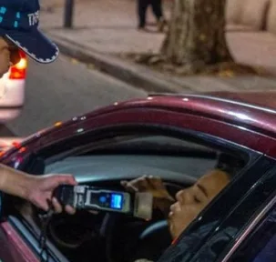 “Soy de acá a la vuelta”: las excusas virales en los controles de alcoholemia