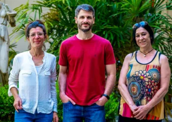 Nueva Feria de Artesanos en la plaza Alem