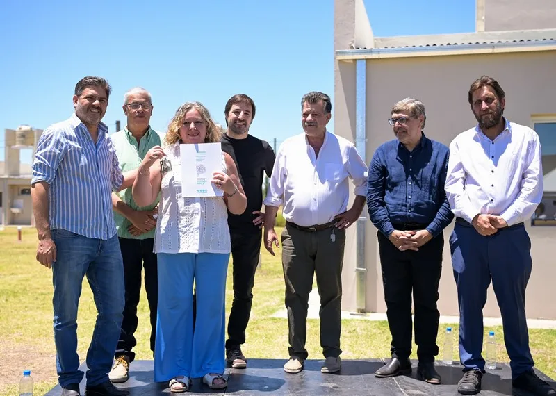 Familias de Bragado estrenan 70 viviendas construidas por el Gobierno de la Provincia