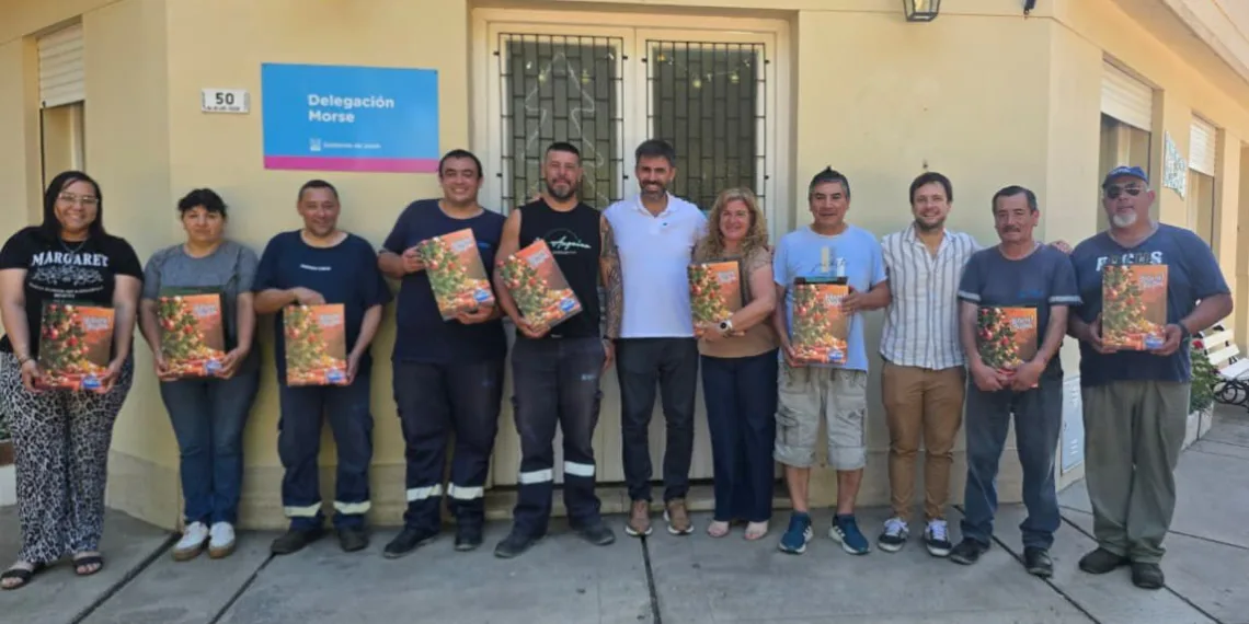 Fiorini recorrió localidades y compartió un brindis con delegados y equipos municipales