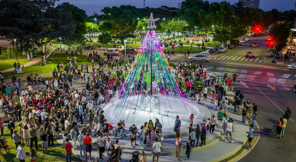 Junín encendió su Árbol de Navidad