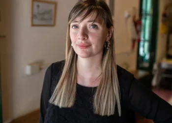 Diputada bonaerense propone un impuesto a los eructos y gases de las vacas