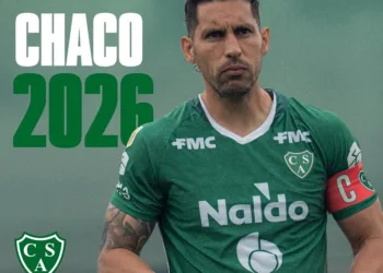 Sarmiento anunció la renovación del capitán Juan Manuel Insaurralde