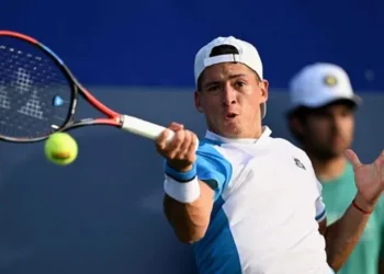 Sebastián Báez se impuso al estadounidense Nava