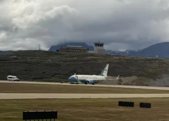 Avión del Departamento de Defensa de Estados Unidos aterrizó en Ushuaia