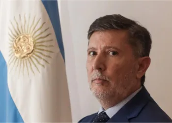 La SIDE podrá realizar tareas encubiertas y aprehender en flagrancia