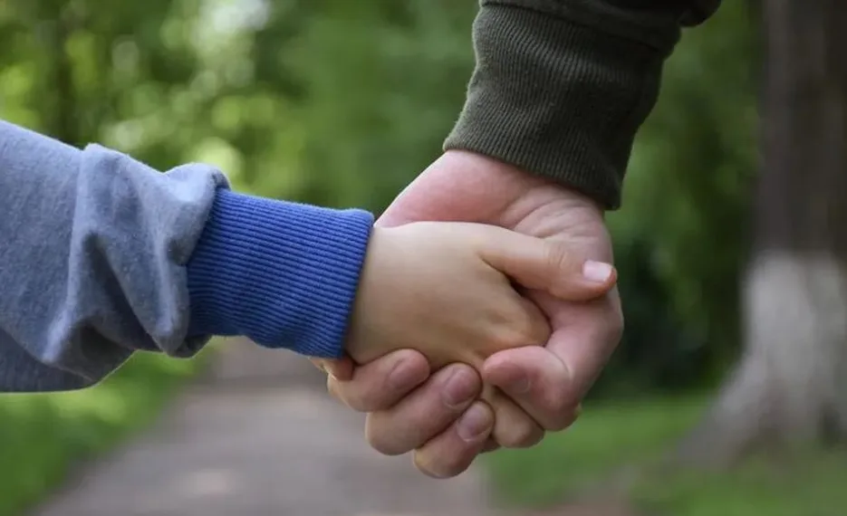 Rigen los cambios en la ley de adopción en PBA: los puntos clave