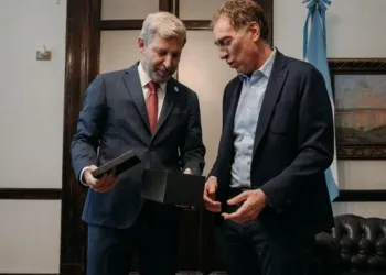 Santilli se llevó de Entre Ríos el apoyo de Rogelio Frigerio para la reforma laboral